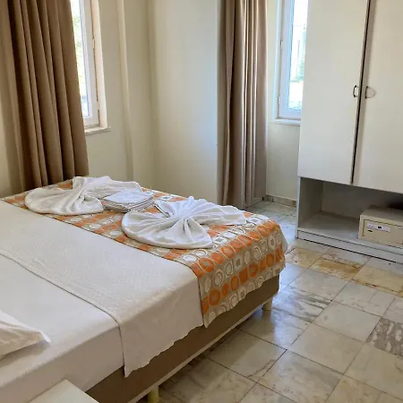 Popular 2 Bed Apart In Central With Many On Site Amenities Facilities アパート シダ