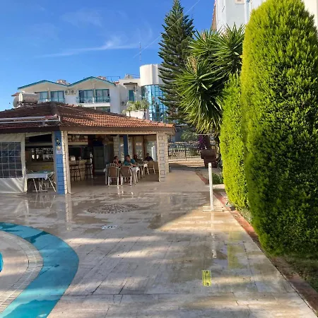Popular 2 Bed Apart In Central With Many On Site Amenities Facilities シダ