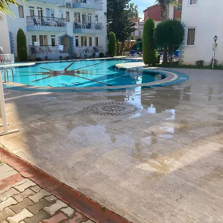 Popular 2 Bed Apart In Central With Many On Site Amenities Facilities Apartment *